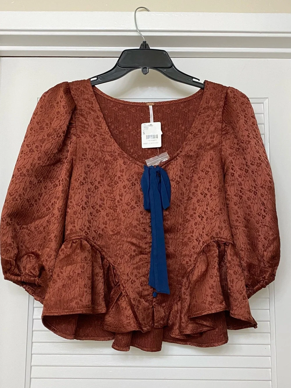 Free People $168 Women’s Pamela Bow Top in Spiced Rum